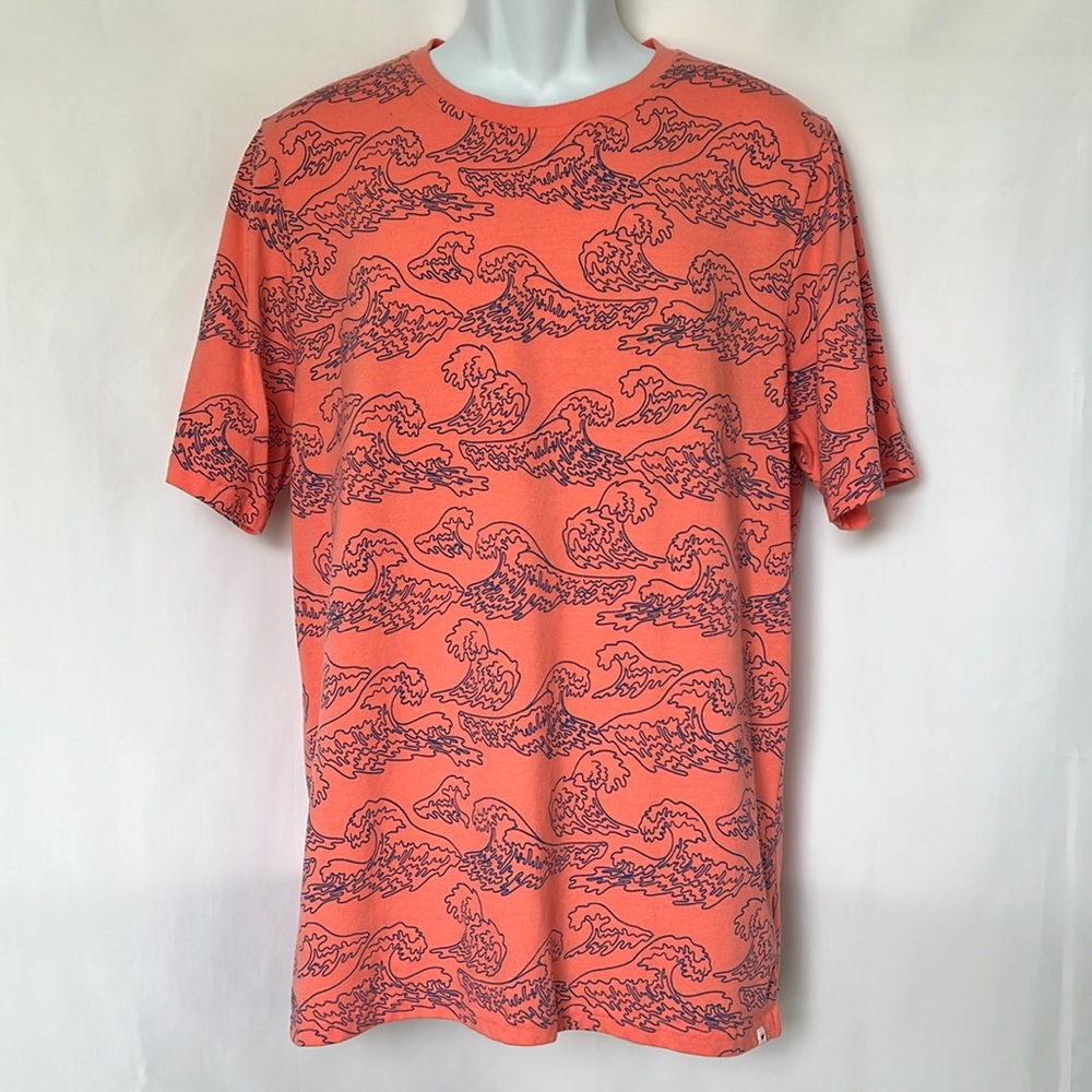 Retreat XXL Pink Wave High Low Tee